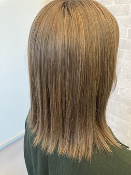 ブロッサム(Blossom) 【2022年style】ツヤストレート