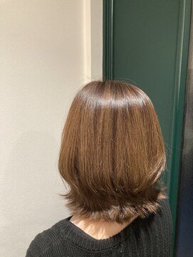 キー(KEY) ウルフボブ