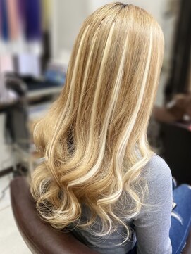 メルシー 大阪梅田店 編み込みハイライト