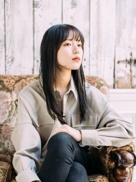 チェス(CHESS) 大人かわいい黒髪スタイル