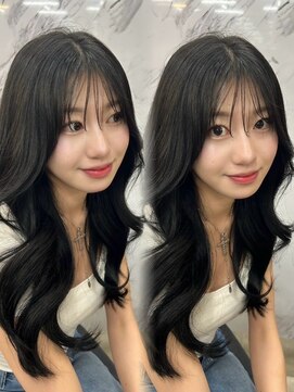 エヌアイ オモテサンドウ(ni omotesando) グロスブラック 艶カラー 透明感カラー ワンホンヘア