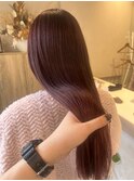 ツヤ感◎チェリーレッド