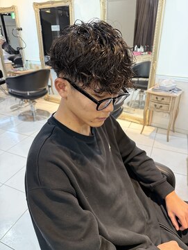 アイズ 海老名(AIZU) スパイラルパーマ スペインカール メンズパーマ メンズサロン