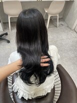 ロンド レア 天神大名店(Lond Le’a)&nbsp;ホワイトブロンド/外ハネボブ/美髪/ワイドバング/ブルーブラック