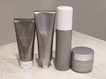 ヨカ(YOKA)の写真/背伸びしない大人のカジュアル。シンプルな中に個性を感じる、清潔感と余裕のあるスタイルを提案します。