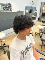 オゼル(OZEL) 波巻きパーマ|直毛でも動く柔らかい束感