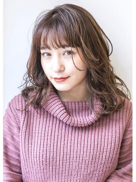 フレイムス ヘアアンドリラックス 大宮東口店(Frames) ひし形ウェーブミディアム【大宮/大宮駅/大宮東口/大宮駅3分】