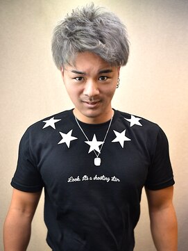 ヘアスタジオヘーフリヒ(HAIR STUDIO HoFLICH) ☆流行りのショートでキメたい方へ☆