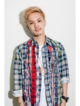 ラピスタ 池袋(Lapista) 韓国ヘアレイヤーカットダブルハイライトカラー【Lapista池袋】