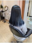 ブルーブラック