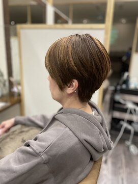 ルカリエ(LUCA:Rie) ハイライトショートヘア