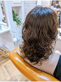 オシャレ感漂うカーリーヘアー