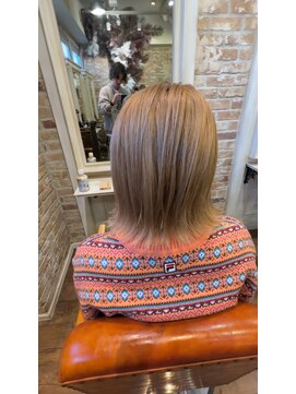 シャル 相模大野(shalu) 切りっぱなしボブとブロンド