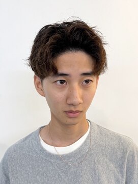 ミルヘアデザイン(mil hair design) スパイキーショート 2ブロック フェード 刈り上げ