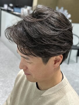 サヴォア(Savoir) 爽やか×躍動感　フェザーパーマ×短めセンターパート【安藤】