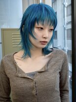 ギークス(GEEKS)&nbsp;【GEEKS渋谷】ターコイズブルー/ウルフ/ハッシュカット/前髪あり