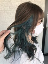 テラスヘア 新潟駅南(TERRACE hair)&nbsp;透明感ミルキーベージュ×インナーエメラルドグリーン