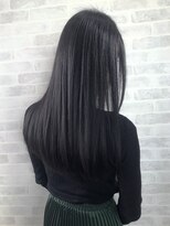アヴァンス 京橋店(AVANCE)&nbsp;モードでクールさを出したブルーブラックにロングヘアー！