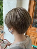話題のハンサムショートにリゾート感をプラス☆