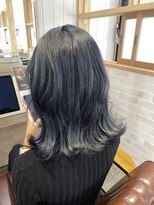マリブヘアリゾート 太田店(malibu hair resort) ブルーブラック