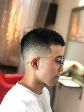 ヘアーラボ 樟葉(Hair Labo) クロップ