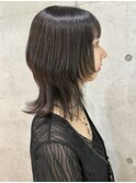 ウルフレディース：斜めバング/グレージュカラー/デザインカラー