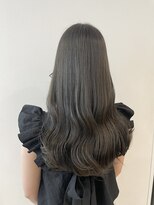 ユーフォリア 青山(Euphoria)&nbsp;オリーブグレージュ/艶カラー/ロング【担当yuki】