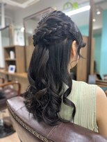 ヘアジーナ(Hair Jina)&nbsp;お呼ばれアレンジ☆編み込みハーフアップ