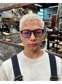 イージードリル/パンク/刈り上げショート/ホワイトブロンド