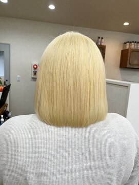 ミラシィ 成田(Mirashy) ハイライトカラーミルクティーベージュレイヤーカット