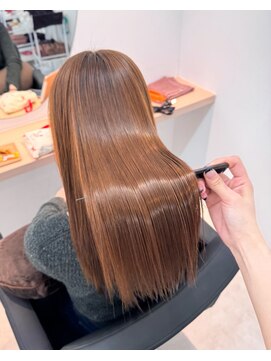 ソソ(soso.) 明るめ暖色カラー【髪質改善カラー】