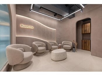 Henrietta 表参道【ヘンリエッタ　オモテサンドウ】