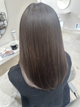 津市ロングレイヤーカットハッシュカット透明感カラー重めロング