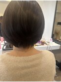 ショートボブ