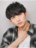 黒髪ダウンバングマッシュ