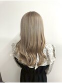 くすみ感MAX!サンドベージュ