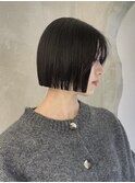 顔まわりカット/切りっぱなし/ミディアム/切りっぱなし／ボブ