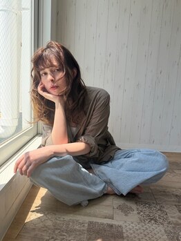 カシータフロル 守山(Casita flor)の写真/くせ毛・うねりに悩む毎日を卒業。まとまる艶髪へ導く髪質改善サロン