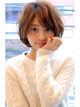 レウナ 外苑前(Reuna) ふんわり柔らかなフェミニンパーマ【外苑前・青山・表参道】