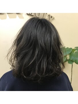 ホーリーモーリー(HOLY MOLY) くせ毛風パーマ