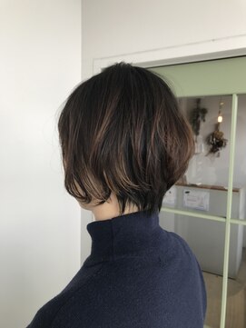 ヘアー スペース オフ(Hair Space Off) ショートボブ