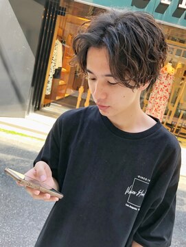 キアラ(Kchiara) トランクススパイラルパーマ／刈り上げ／前下がり/マッシュ