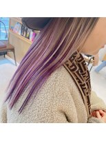 スタンド バイ ヘアー アンド コーヒー 恵比寿(STAND By HAIR ＆ Coffee) 【STAND By HAIR】インナーパープル　ブロンドカラー