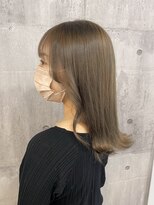 アンダーバーホワイト 浜松店(_WHITE) 赤みを抑えた明るめベージュ M