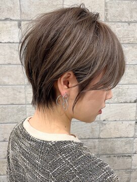 メロウ 神戸三宮(mellow) くびれショート / ショコラブラウン