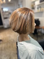 ツムグ 代官山店(TUMUGU)&nbsp;30代40代50代×グレージュカラー白髪ぼかし×小顔ショート代官山