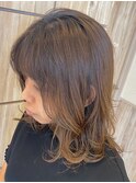 アッシュブラウン アッシュ レイヤーカット コテ巻き 前髪パーマ
