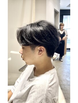 ミリ(milli Produce by ITAKURA) 毛流れセンターパート