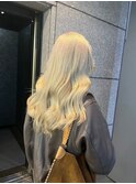髪質改善＊ホワイトブロンド＊外巻きウェーブ【Zina 札幌】