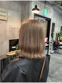 ミルクティーベージュ
